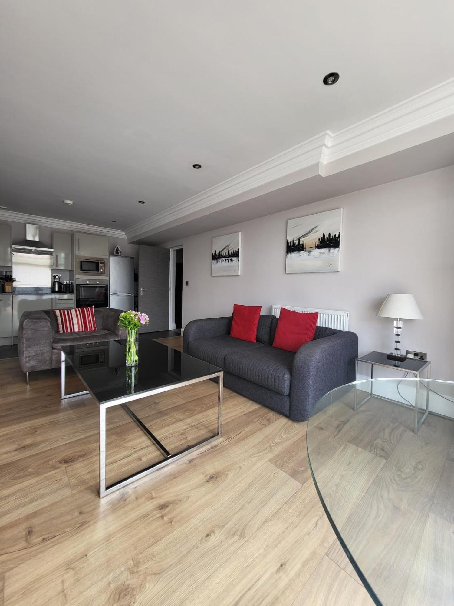 Harrogate Lifestyle Luxury Serviced Aparthotel 4*